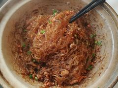 蟹籽捞粉丝-鑫皇朝酒店(建设一路店)