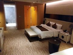 -扬州皇冠假日酒店
