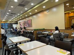 大堂-永和大王·现磨豆浆·卤肉饭(九亭SH085店)