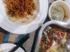 -鸡遇虾煲干锅火锅(小寨金莎店)