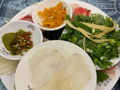 -桥香园云南过桥米线(金马碧鸡店)