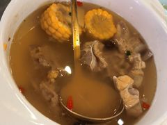 -川流不息·地道川菜·小龙虾(新松江路店)