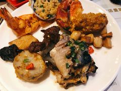 -荣誉国际酒店-云顶旋转餐厅