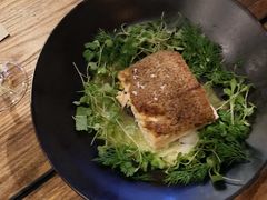 牛肝菌裹三文鱼-Carbon莫卡哆·意大利复古集市餐厅(杭州大厦店)