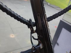 -都市枪神实弹射击俱乐部