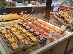 -爱达乐面包生日蛋糕(郫县时代天街店)