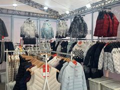 -王府井百货(中州中路店)