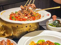 毛氏红烧肉-炊烟小炒黄牛肉(环球港店)