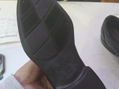 -莱靓奢侈品洗护改衣店(新世界百货崇文店)