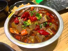 鸭血-游园觅食记夜市·小龙虾大排档