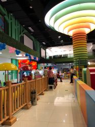 -玩塾品格乐园(宇宙太空龙旗店)