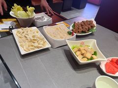 -洞子口重庆鲜货火锅(楚翘城旗舰店)