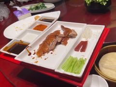 -王府井酒店(金桥港湾店)