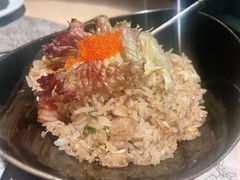 鲑鱼籽炒饭-穹六人间 people 6(岳阳路店)