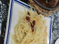 -八两八金·莱芜特色炒鸡(市南漳浦路店)