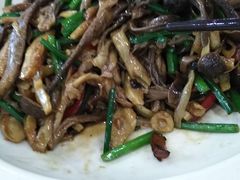 -椿记烧鹅(叠彩店)