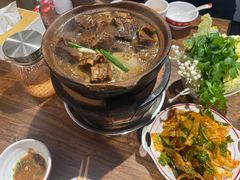 -阿润打边炉·鲜切鸡煲(华漕店)