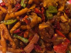 干锅牛蛙-沪小胖·小龙虾·蓝龙王(八佰伴店)