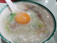 窝蛋牛肉粥-西关明记肠粉(荔枝湾店)