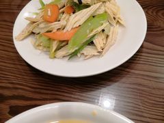 -清真吴记门钉肉饼·喜多利