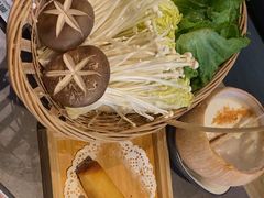 -同仁四季椰子鸡(海岸城天利店)
