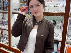 -上海网星眼镜批发·蔡司依视路官方授权(三叶眼镜城店)