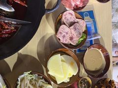 -乐闹闹重庆火鍋(民治店)