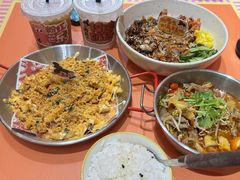-万能料理屋(钟鼓岭路店)