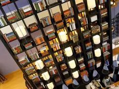 -喜鹊愉家酒店(郑州曼哈顿博览中心地铁站店)