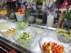 -四海一家自助餐(益田假日广场店)