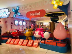 -乐多星球潮玩中心(沈阳嘉里城店)