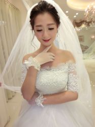 点击看大图 艾米丽新娘造型-艾米丽婚纱礼服