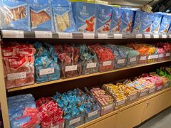 -良品铺子(白云新世界店)