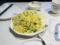 -德林酸菜鱼火锅(南丹店)