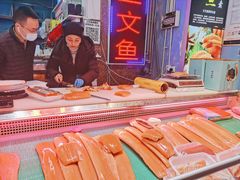 自助取餐区-渔人湾码头海鲜市场负二楼