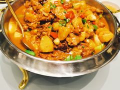 土豆焖仔鸡-甜阿姨·天台花园私房菜(万松园店)