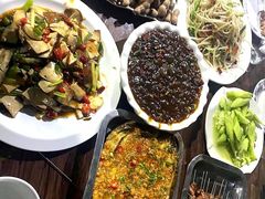 -张记老友聚张小串烧烤夜市