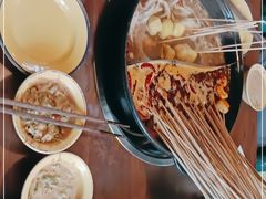 -签多多串串香火锅
