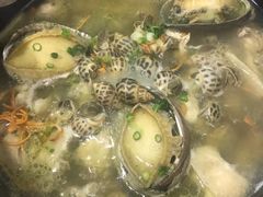 鲍鱼鸡煲-吉品莞家·鲍鱼鸡煲(东莞店)