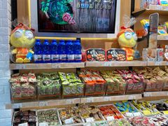 零售区-来伊份(燕山路二店)