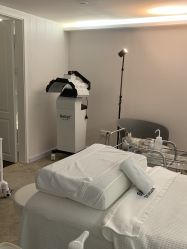 -JNK皮肤管理中心