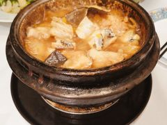 砂锅三文鱼头-肆月河豚·新淮扬(金融街店)