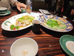 -粤·向群饭店(麓景路店)