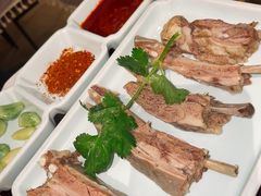 小份的手抓羊肉。-东方亚克西餐厅(西康路店)