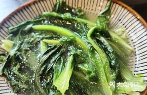 Chicken Soup with Rapeseed Greens