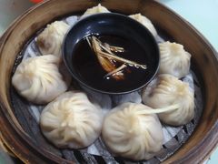 蟹黄汤包-食惠里小笼包面馆(越秀店)