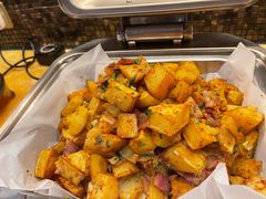 -岷山饭店-芝芝自助餐厅