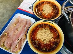-马路边边麻辣烫(世纪金源店)