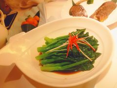 白灼芥兰-北京宝辰饭店·聚彩轩中餐厅