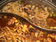 -辣尚瘾·烤鱼·新川菜(交大直营店)